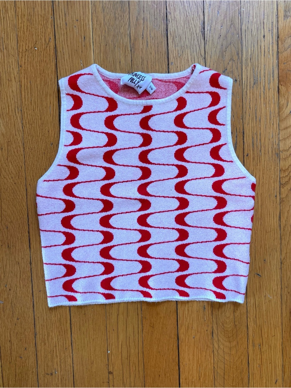 Red & White Wave Knit Tank